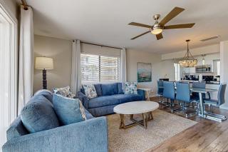 Delightful Beach Getaway with Water Views Beach Access Deck & Fast WiFi - 6