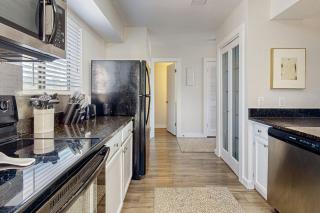 Delightful Beach Getaway with Water Views Beach Access Deck & Fast WiFi - 2
