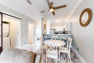 Peaceful condo with pool access central AC and washer&dryer - 6