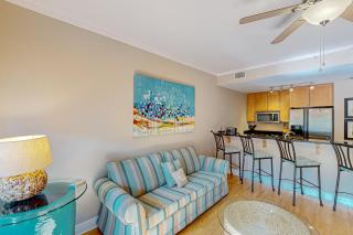 2nd-floor condo near beach with outdoor pool tennis balcony washer&dryer AC - 5