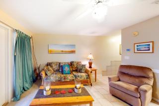 Ground-floor condo with pool hot tub & patio - walk to beach - 1