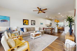 Gorgeous townhouse plenty of space family-friendly and close to everything - 4