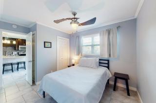 Dog-friendly Condo with a Private washer&dryer and Patio - 2
