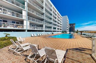 Second floor oceanfront condo with ocean view balcony central AC & pool access - 9