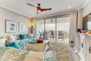 Water-view condo with pool hot tub & pickleball - 9