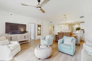 2nd-floor condo with beach access pool tennis pickleball hot tub balcony - 7