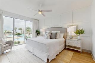 2nd-floor condo with beach access pool tennis pickleball hot tub balcony - 2