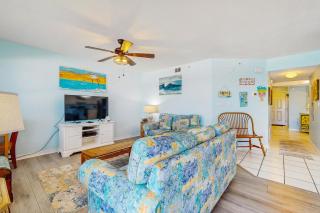 Gulf-front condo with pool views large balcony & AC - close to entertainment - 4