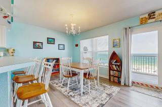 Gulf-front condo with pool views large balcony & AC - close to entertainment - 1