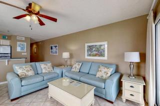 Gulf Front 2nd Floor Condo Pool Beach Boardwalk in Heart of Destin - 4