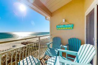 Gulf-front condo with complimentary beach equipment - near shops & dining - 9