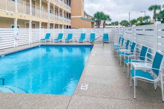 Charming Condo with Gulf View Grill Pools Beach Access - 6