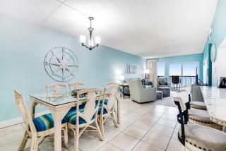 Beachfront home with balcony pool & beach access - 3