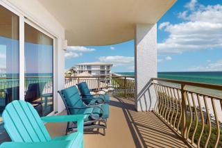 Gulf front condo with beach access pool hot tub tennis & pickleball - 6