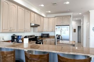 Gorgeous Gulf front townhome Gas grill and beach access - 4
