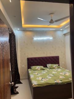 Luxury 3bhk entire flat - 6