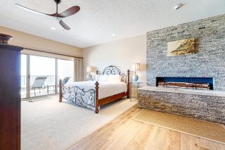 Oceanfront penthouse with pool access majestic ocean views washer&dryer & AC - 2