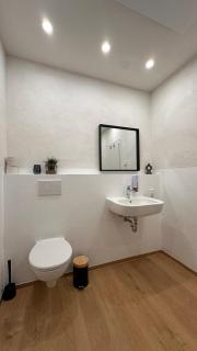 AMAO-Amber - Spacious Apartment - 10 Guests - Free Parking - 1