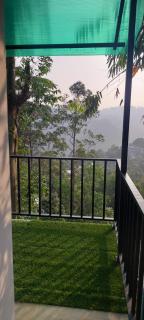 Ella Hillsite View - 1