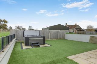 3 Bed in West Pennard oc-b34974 - 1