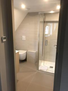 Platform 28 - Urban 28 Mezzanine - 1