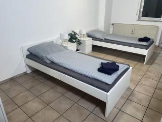 bookandstay24 Groß-Zimmern 2 Zimmerwohnung mit Küche und Terrasse bei Darmstadt, Frankfurt, RheinMain Gebiet - 2