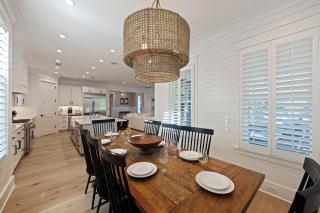 AV3-39: 3 39th Avenue - 5