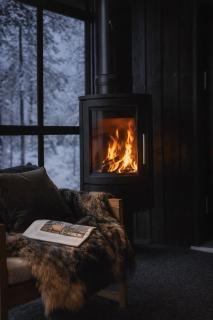 Black Villa, Aurora View Bath & Sauna, Private Design Villa in Lapland - 5