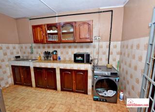 Sensational VIP King BR Private Bathroom Hot Water - 3