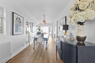 Luxury Beachfront The Cozy Clam - 4