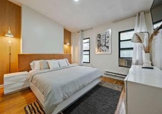 Three Bedroom Rental in Midtown West , June to Aug 90 days stay required - 1