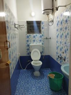 Arnold Home Stay Ooty - Ooty - 5