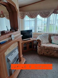 2 bedroom 4 berth Centre of Towyn - 3