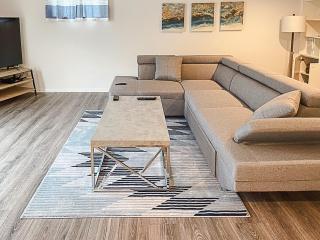 Star Lane garden apartment with pool - 5