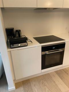 Bright & Airy Canal-Side Retreat for 6 - 4