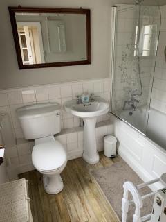 Beautiful 1840s Grade II Listed Almshouse - 3