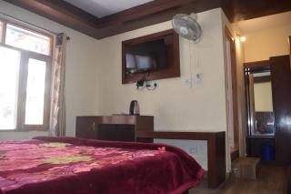 Hotel Tridev Manali - 8