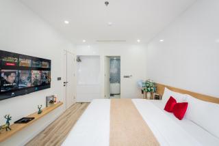 Chic & Stylist Studio Lakeview - 4