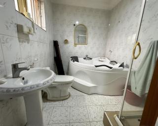 Lovely 3 bedroom Duplex Close to Ikeja Airport - 1