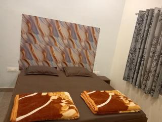 Krishna Hotel & Restaurant - 5