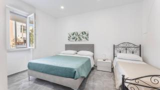 Sole Apartment 1 by Salento Affitti - 3