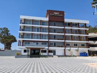 Oxyrich Business Class Hotel - 0