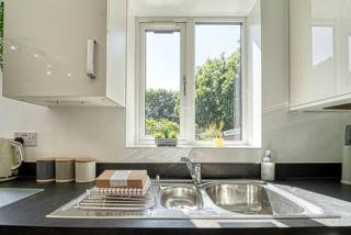 WhiskAwayHomes - Walkers Lane - Family home - 6