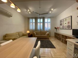 Central City Gozsdu Apartment - 4