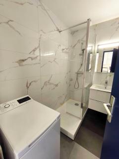 Agréable T2 lumineux avec vue dégagée et piscine - 6