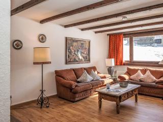 Apartment Chesa Linaria by Interhome - 5