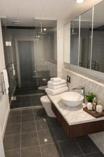 Skyline Sanctuary - 4