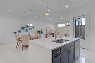 Modern 3 Story Home, Terrace, Galleria - 5