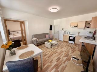 Comfy Apartment with Bedroom Nook - 0