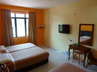 Cempaka Beach Resort - Kuantan - 5